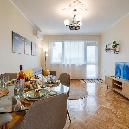 Bella 2br Apartment Varna